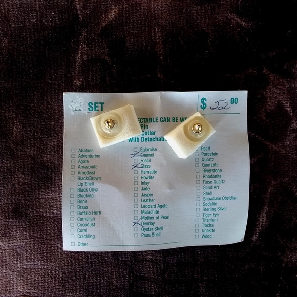 Vintage Karla Jordan - Red Silver Oval Earrings - Picture 3 of 5